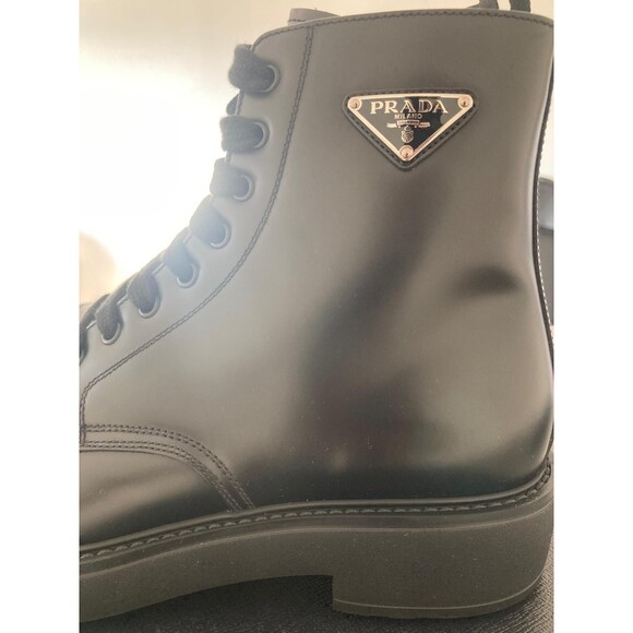 NEW MEN PRADA COMBAT BLACK LEATHER CHELSEA BOOTS US 9.5/UK8.5 main image 4